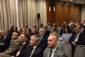 Relacja z Jubileuszu XX-lecia Polskiej Izby Gospodarczej Ośrodków Szkolenia Kierowców 75 DSC 9284