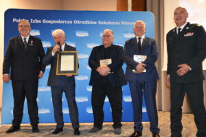 Relacja z Jubileuszu XX-lecia Polskiej Izby Gospodarczej Ośrodków Szkolenia Kierowców 37 DSC 9419