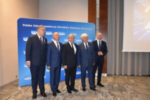Relacja z Jubileuszu XX-lecia Polskiej Izby Gospodarczej Ośrodków Szkolenia Kierowców 21 DSC 9555