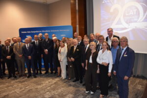Relacja z Jubileuszu XX-lecia Polskiej Izby Gospodarczej Ośrodków Szkolenia Kierowców 16 Pamiatkowe 1